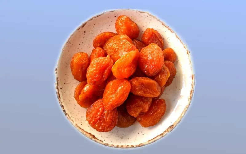 خرید آلو بخارا حاج حسنی با قیمت استثنایی