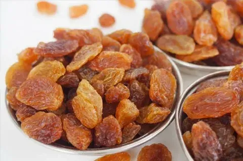 خرید آلو بخارا گوشتی + قیمت عالی با کیفیت تضمینی