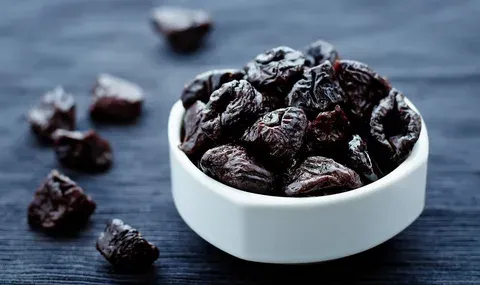 قیمت و خرید آلو بخارا مشکی + فروش ارزان